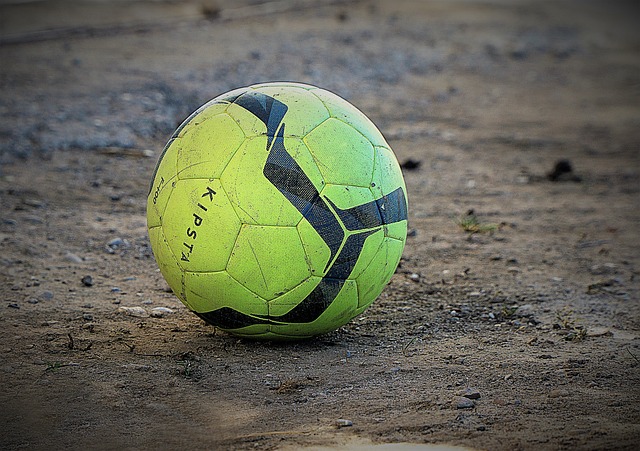 助攻隊友施 助攻隊友施