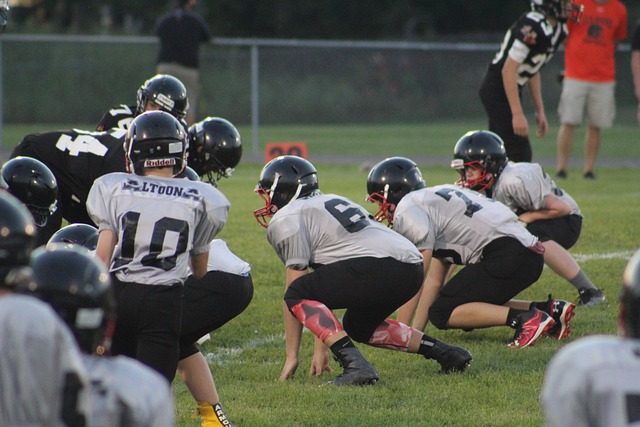 相对较弱的 相对较弱的