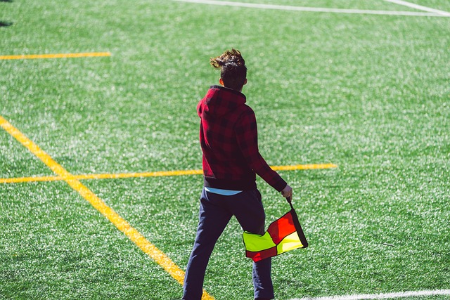 中国足协与沈阳体育学院、武汉体育学院共建足球学院.